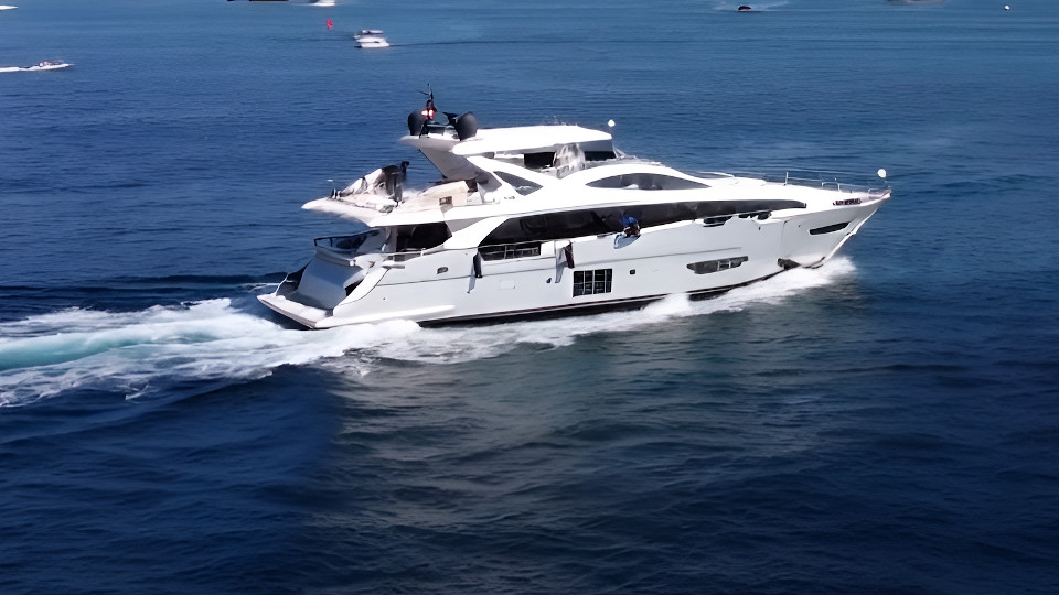 Azimut 30m